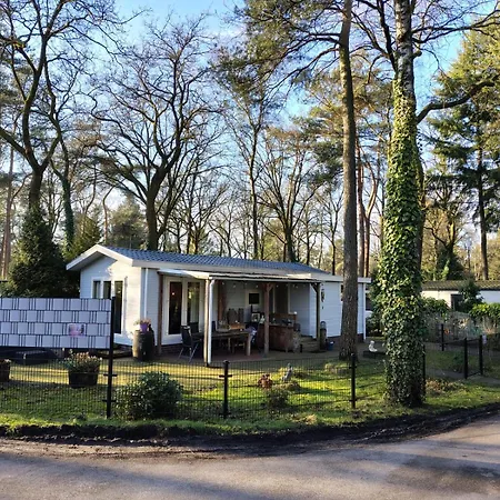 Serene Hoenderloo Exterior photo